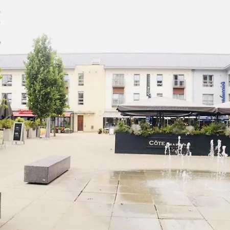 Apartment Contemporary - Bristol City Centre Apartment *